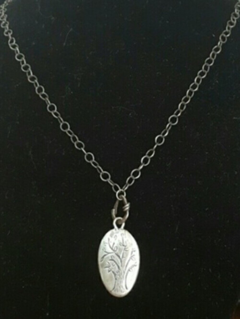 Silpada Family Tree Pendant Necklace N1878